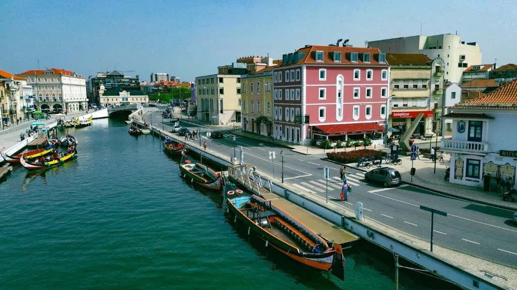 Maraveiro House, junto ao canal central de Aveiro